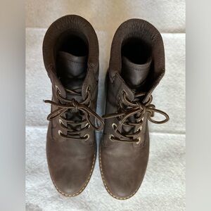 LIMELIGHT Ellie Brown Women’s Lace-Up Boots